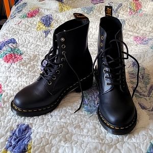 Doc Martens Clemency Brand New!